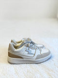 BASKETS BLANCHES