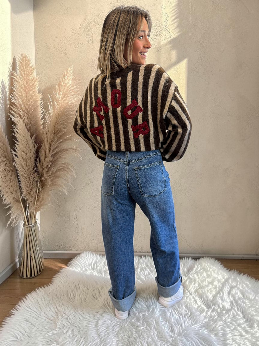 PULL AMOUR PHAÉ