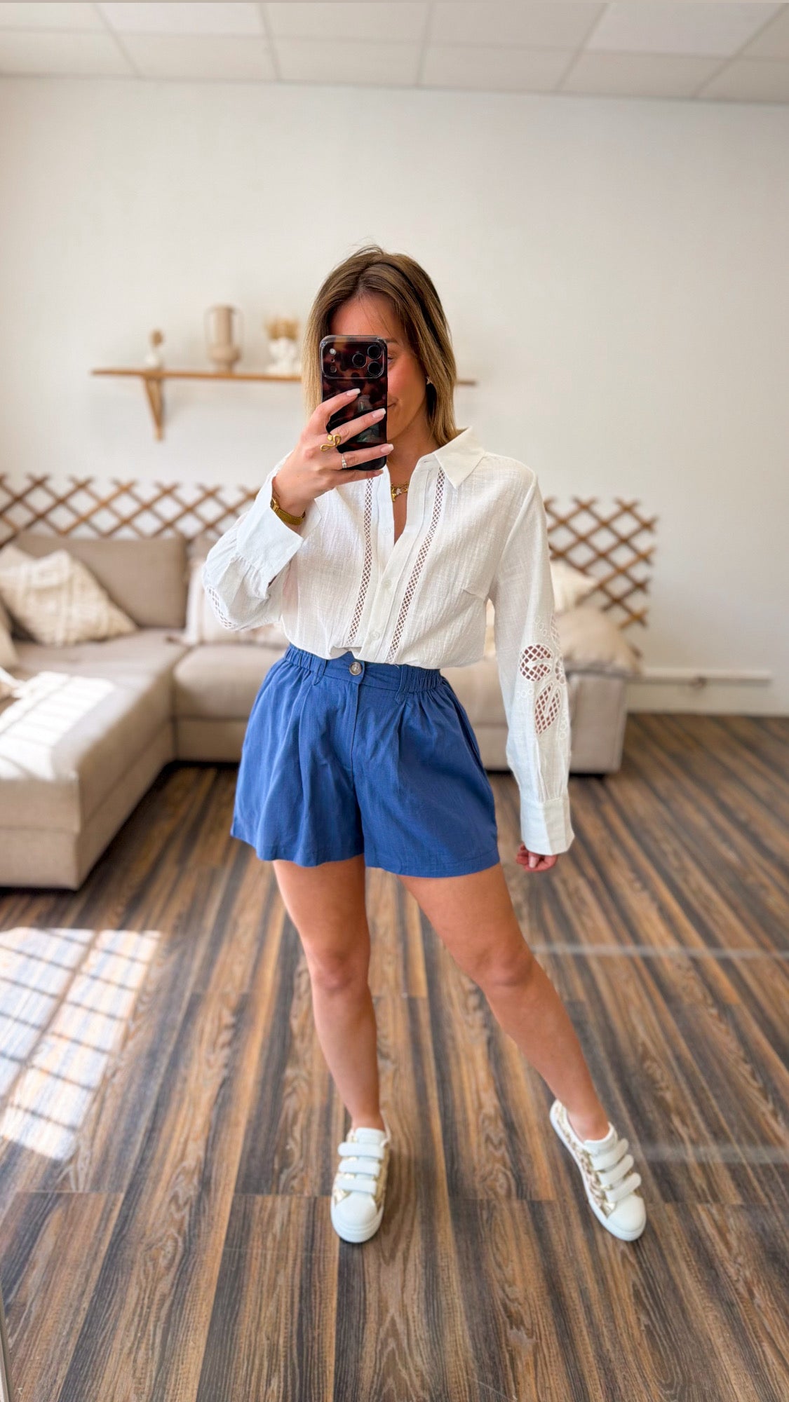 SHORT BLEU EN LIN