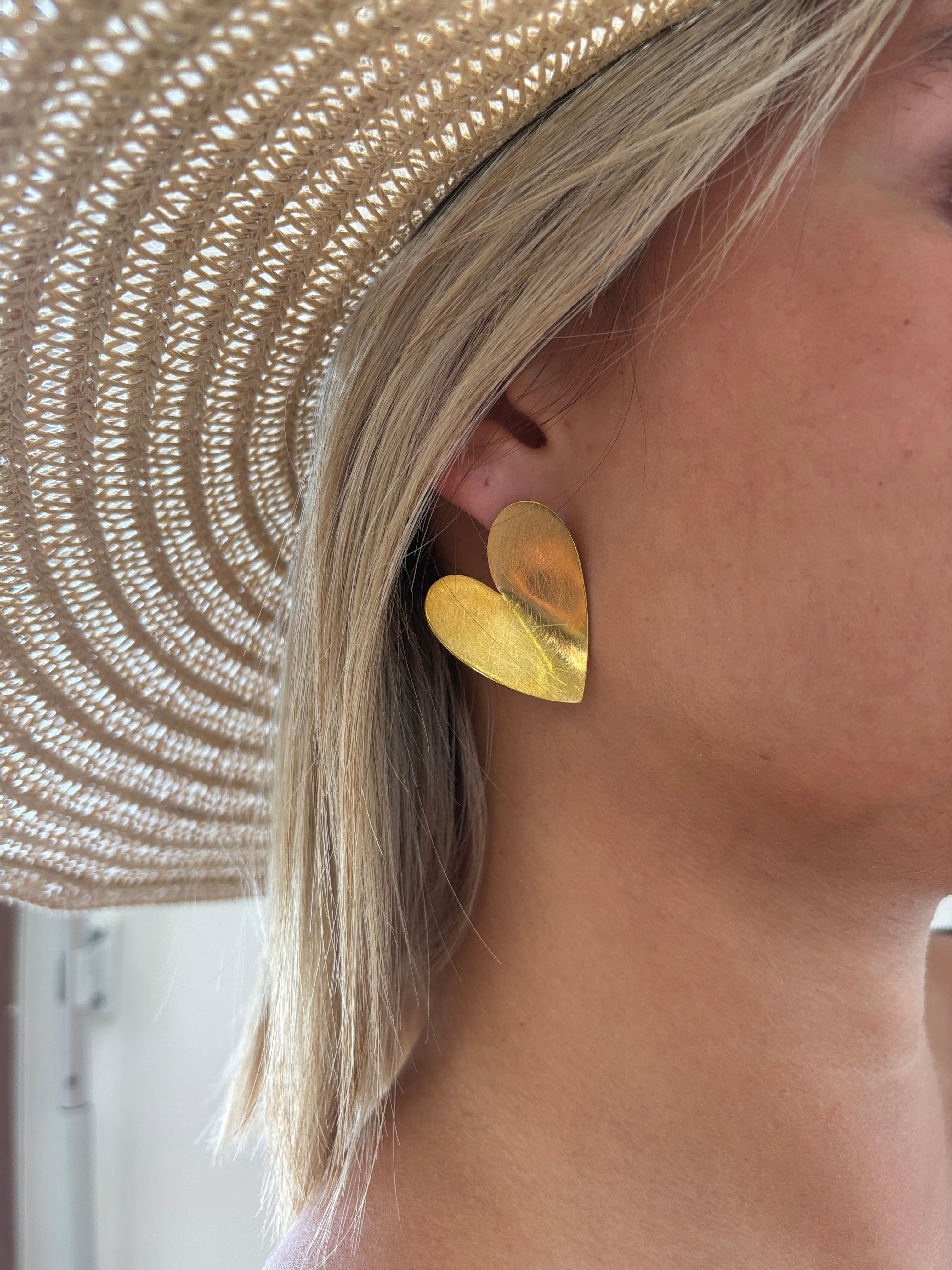 BOUCLE D’OREILLE PRUNE