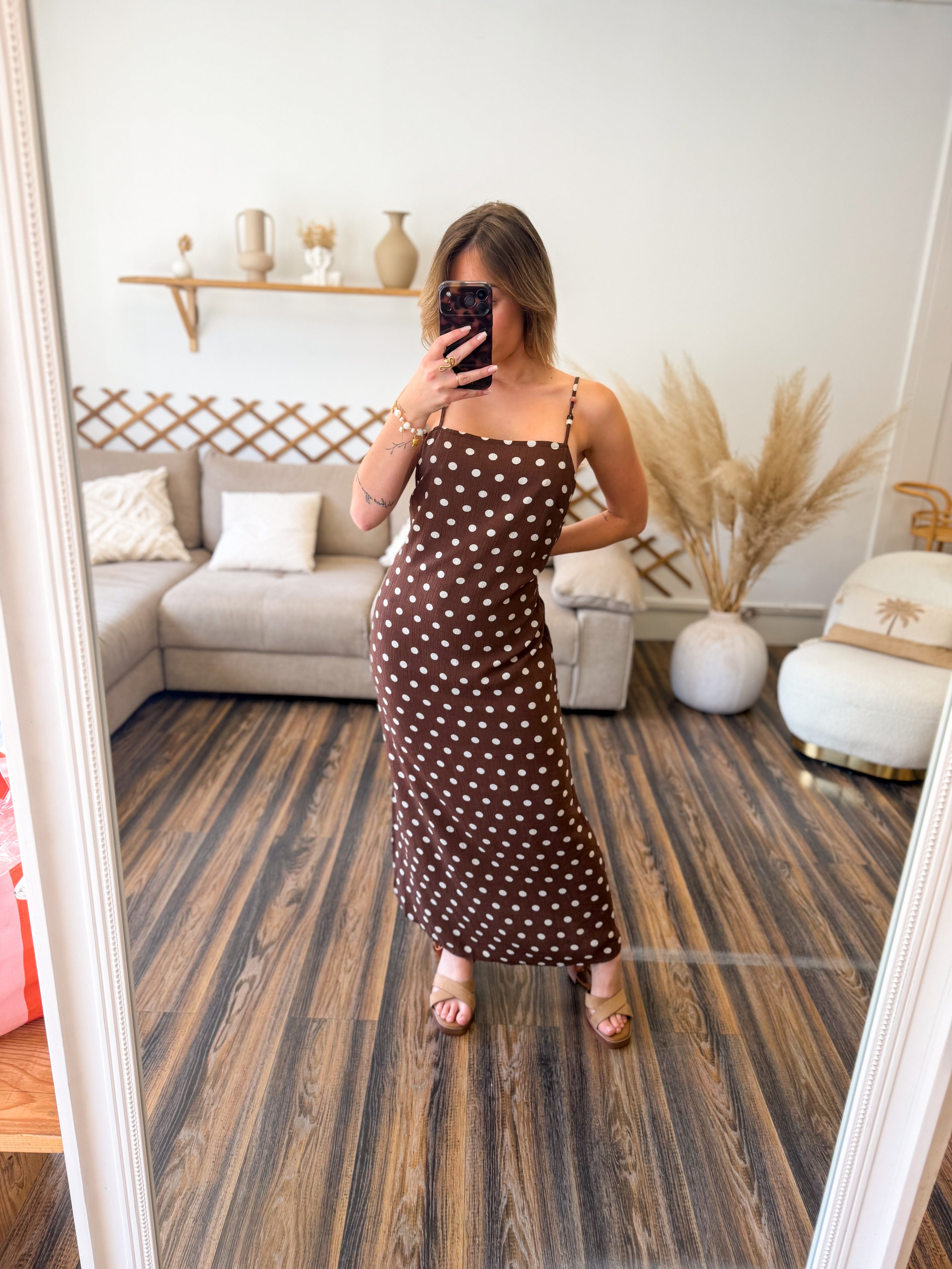 ROBE A POIS MARRON