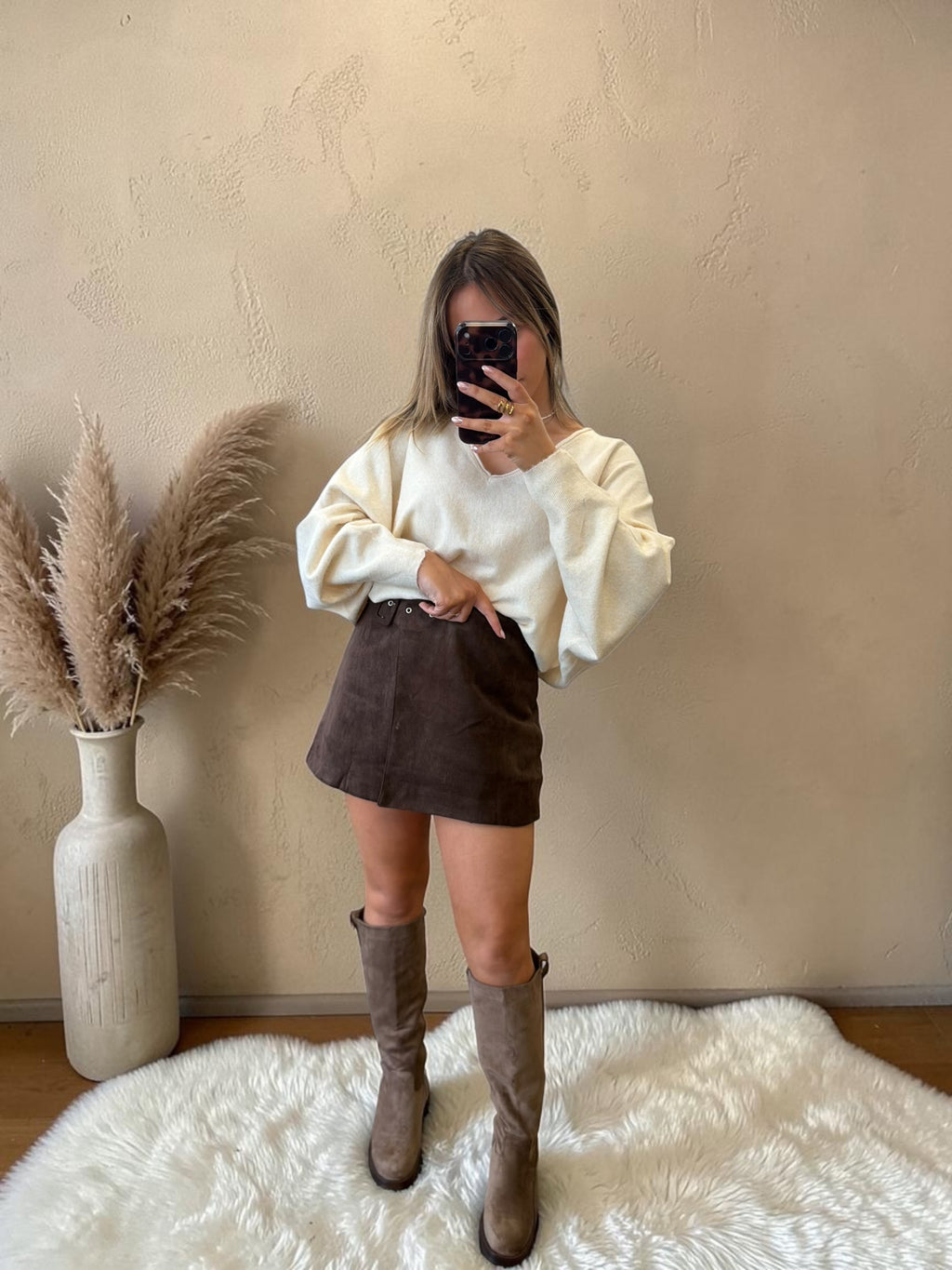 PULL BEIGE POEZIA