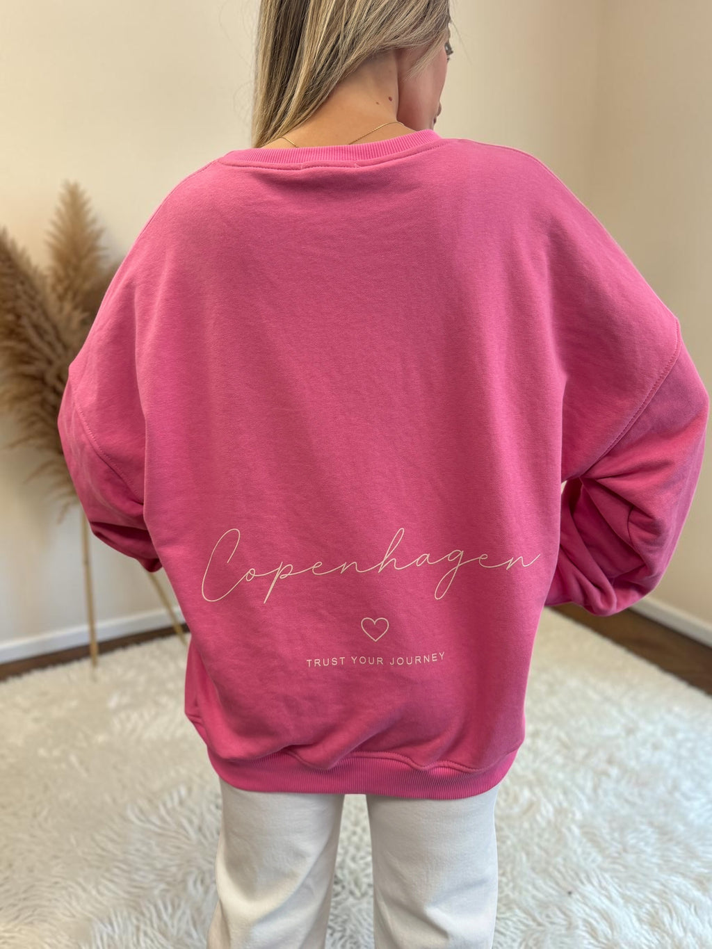 PULL POUPÉE ROSE