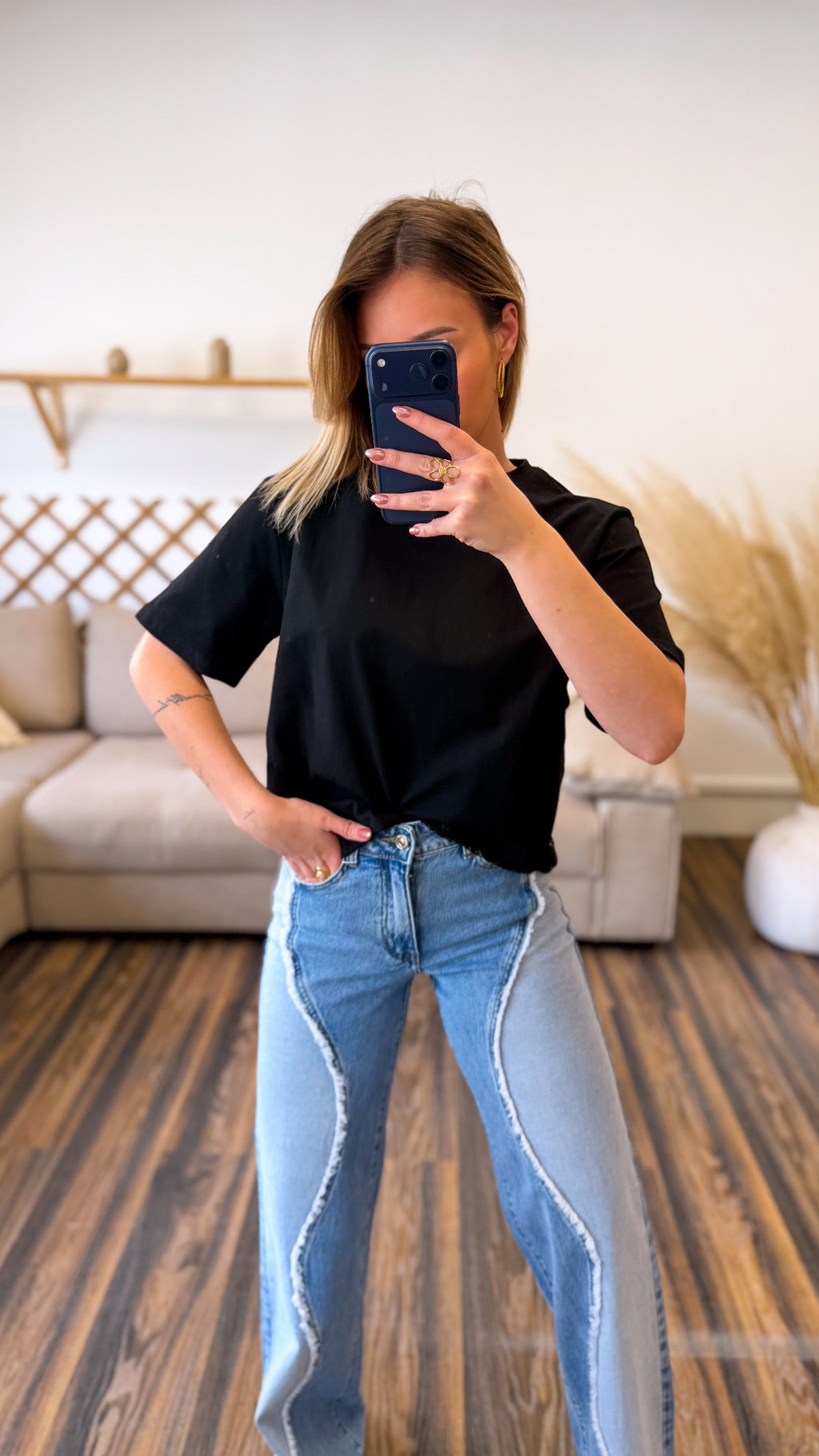 T-SHIRT NOIR DENTELLE