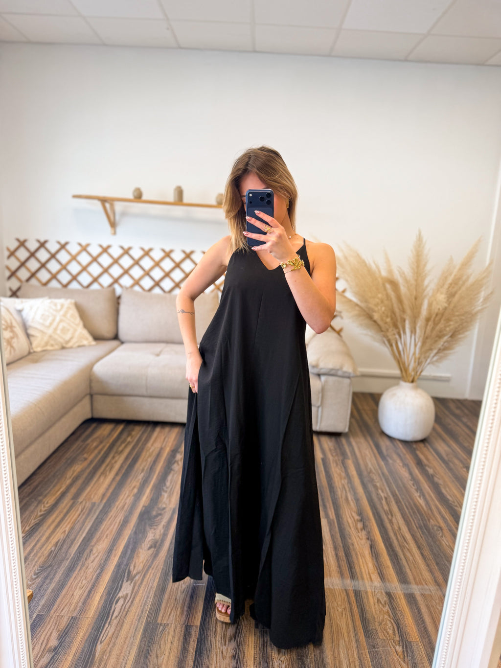 ROBE NOIR