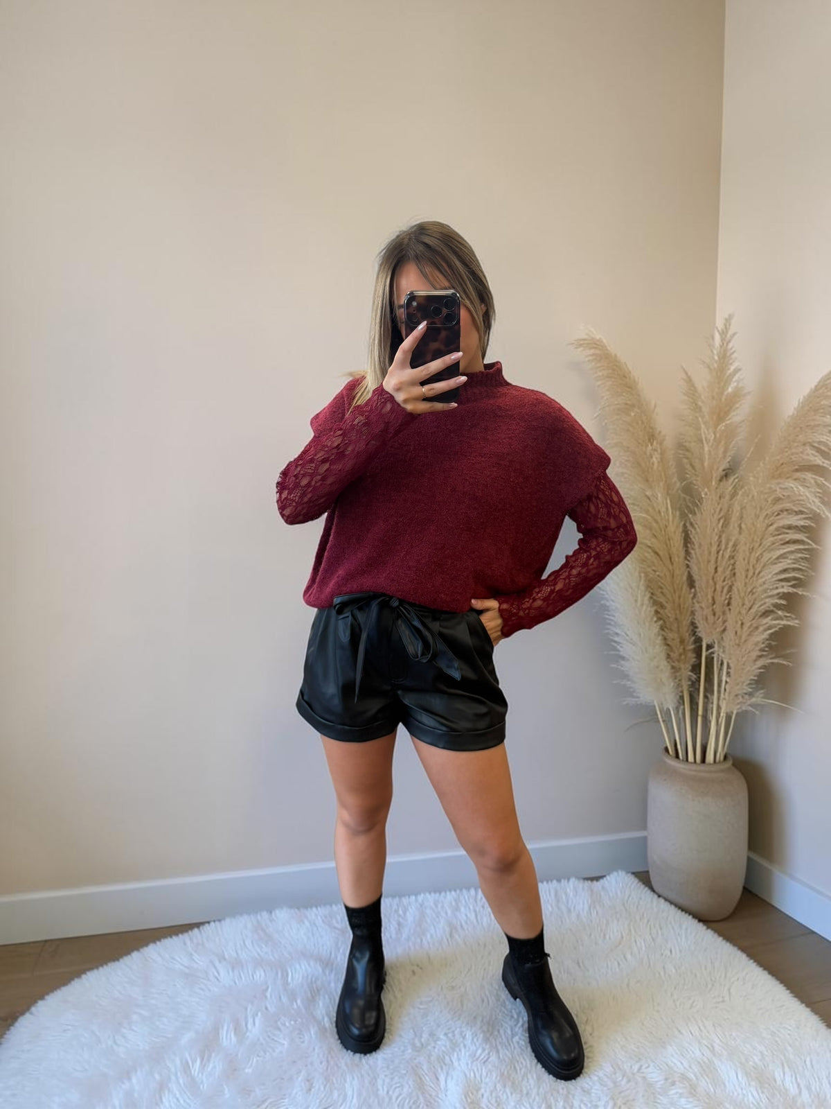 SHORT SIMILI CUIR NOIR SABINE
