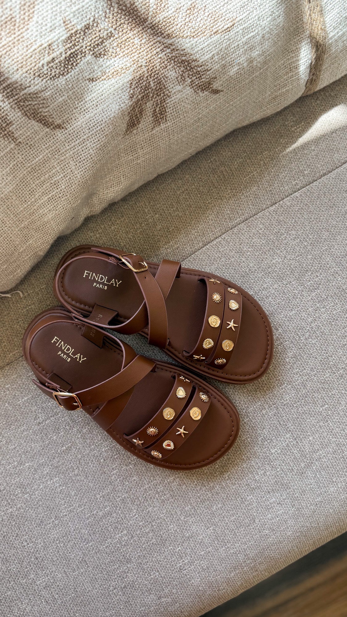 SANDALE MARRON