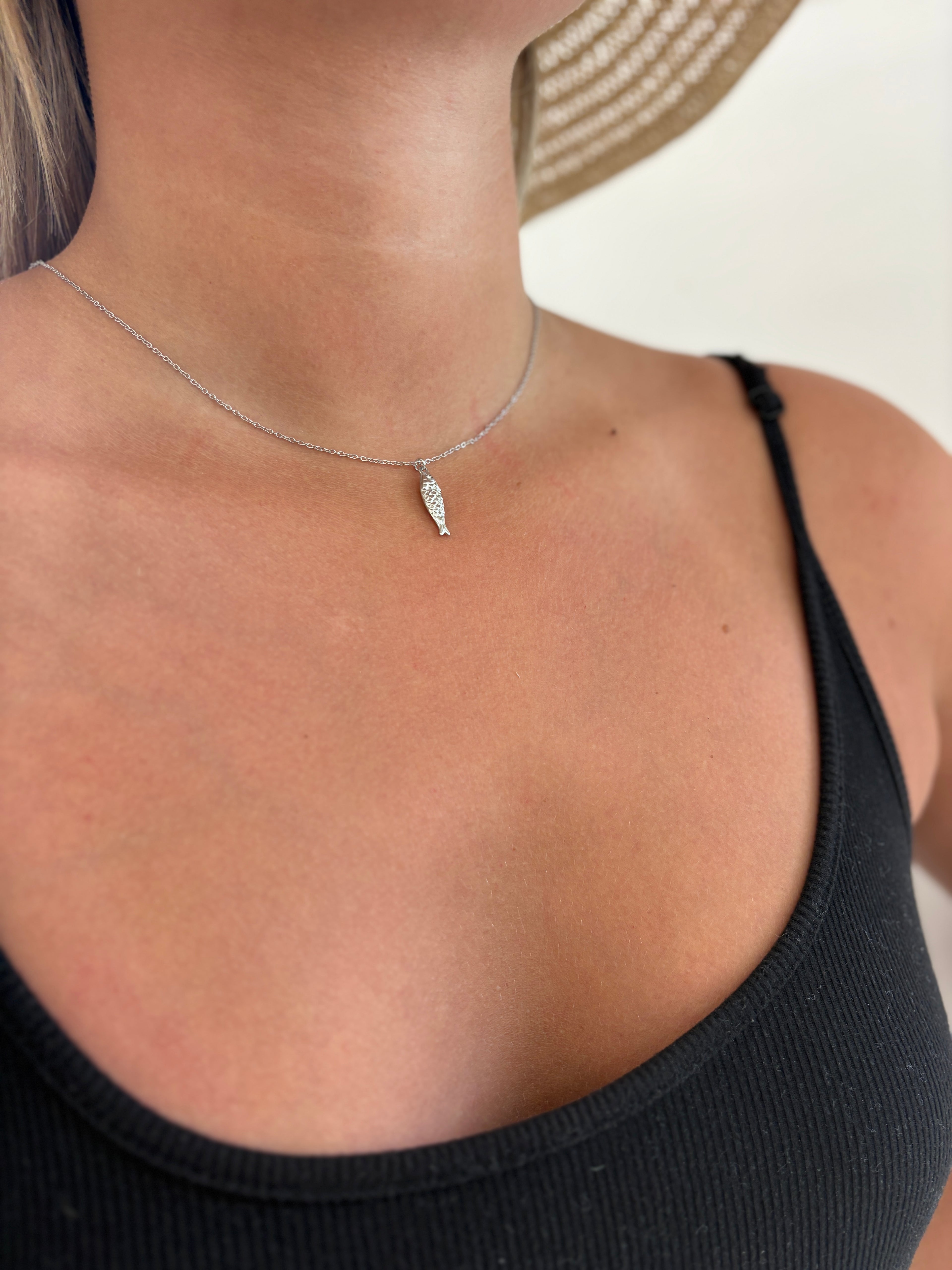 COLLIER JOSEPHINE