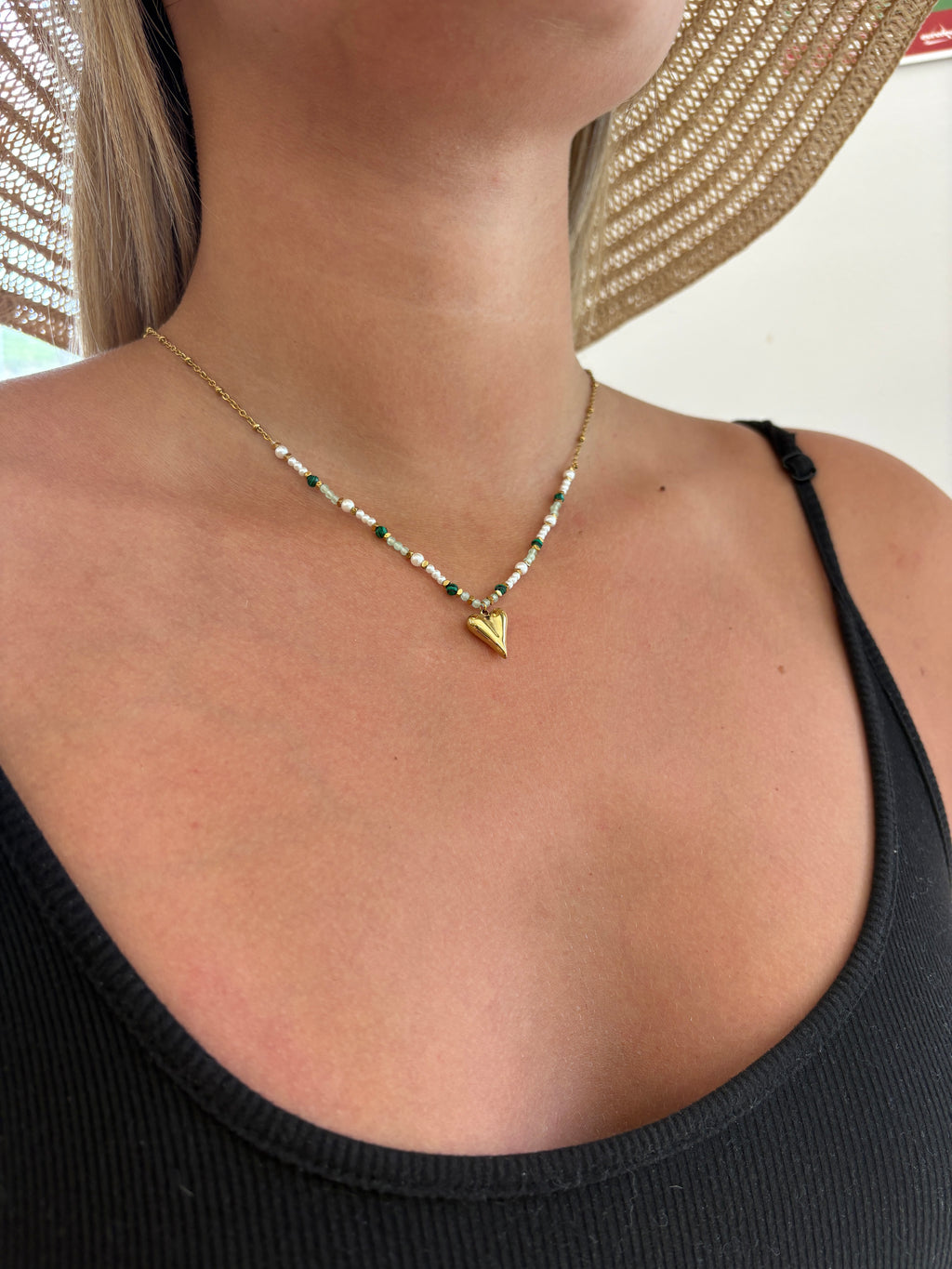 COLLIER MADELEINE
