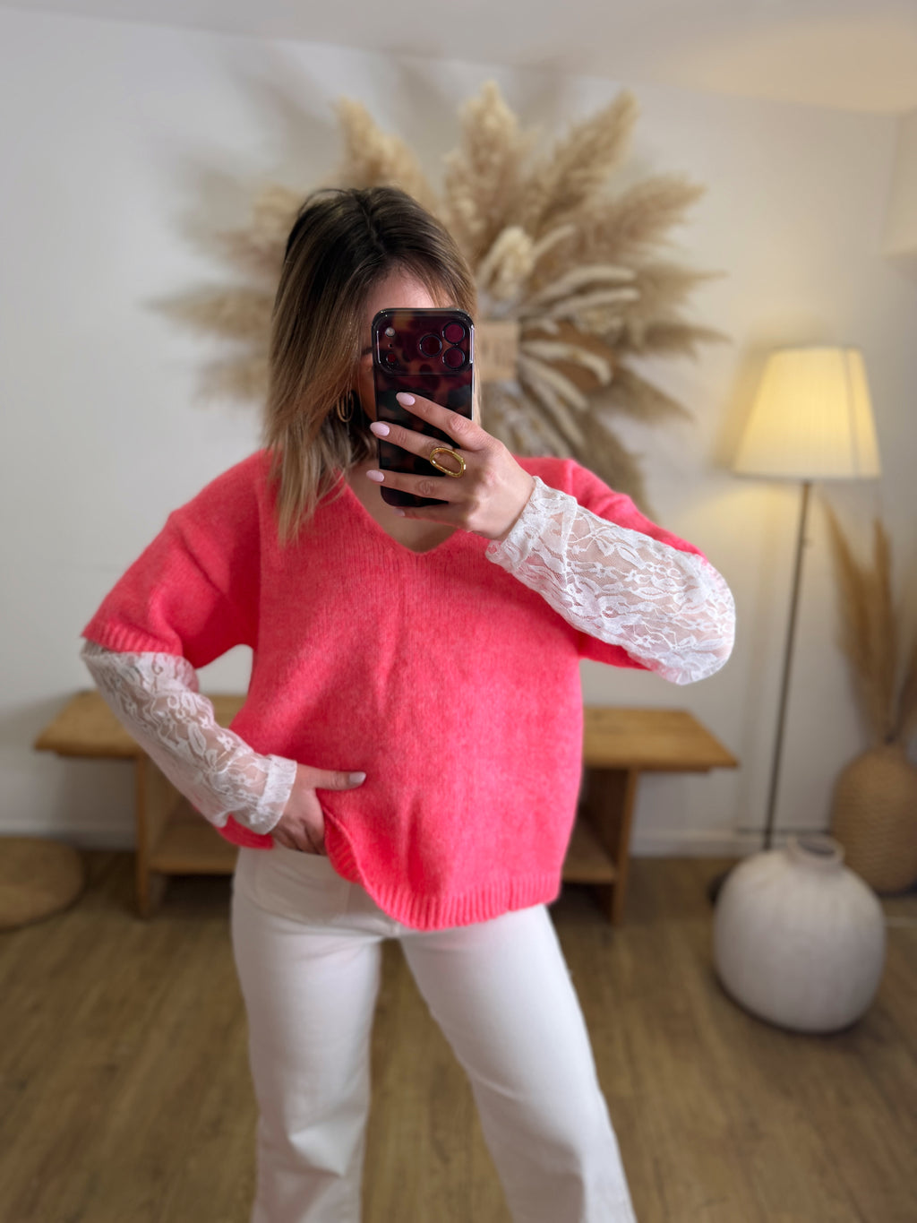 PULL ROSE A DENTELLE
