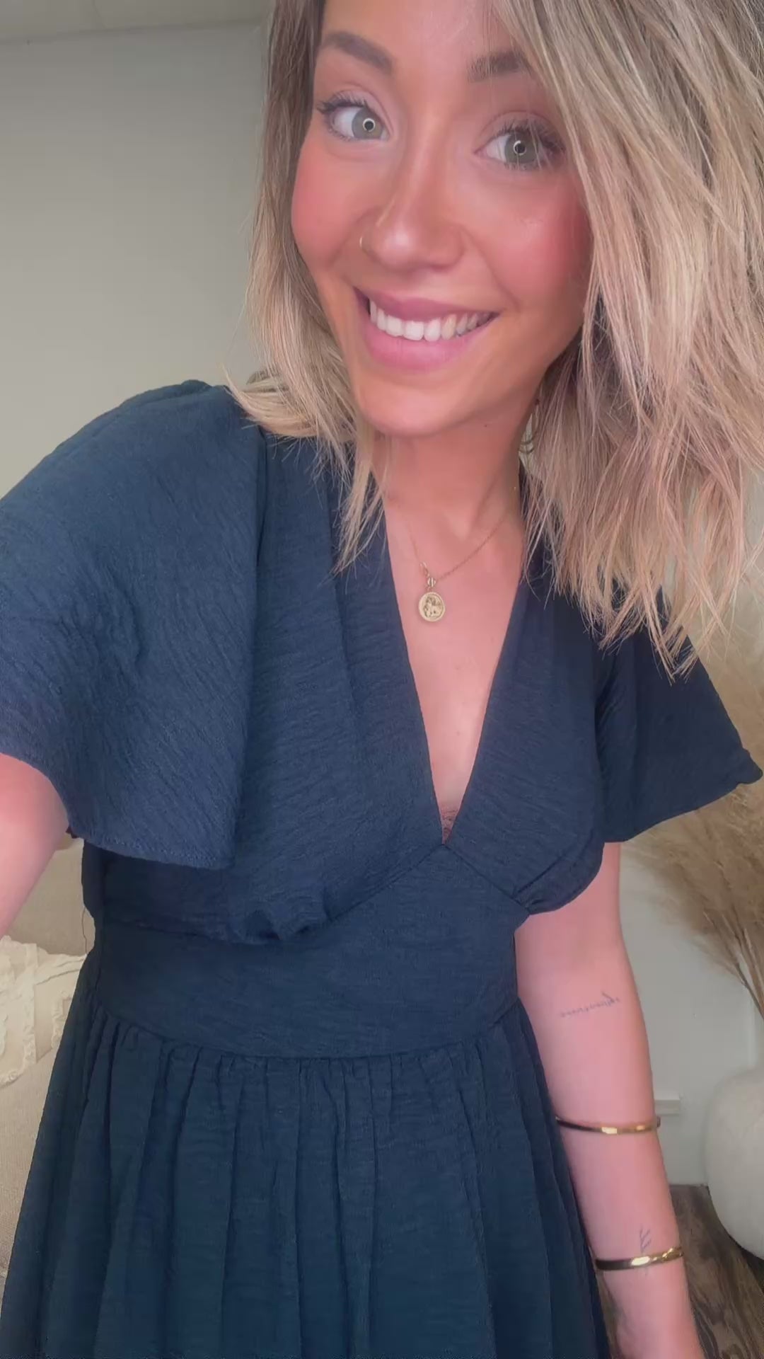 ROBE BLEU A VOLANT